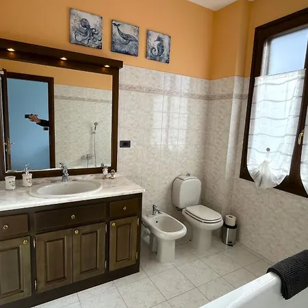 A Due Passi Dal דירה *